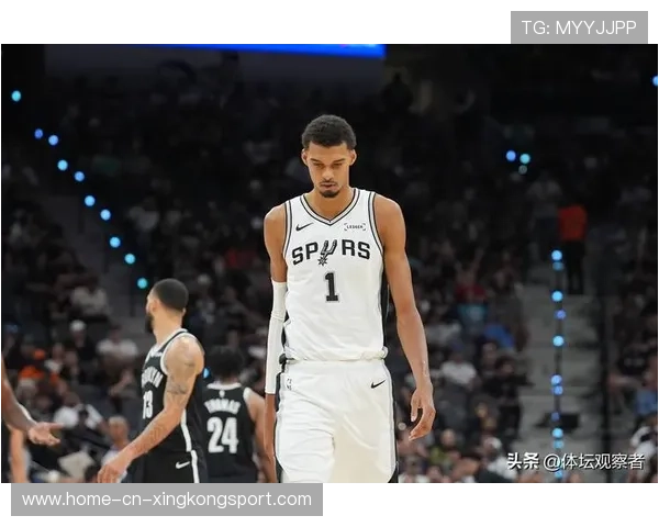 马刺半场调整后进攻效率显著上升 马刺半场调整后进攻效率显著上升