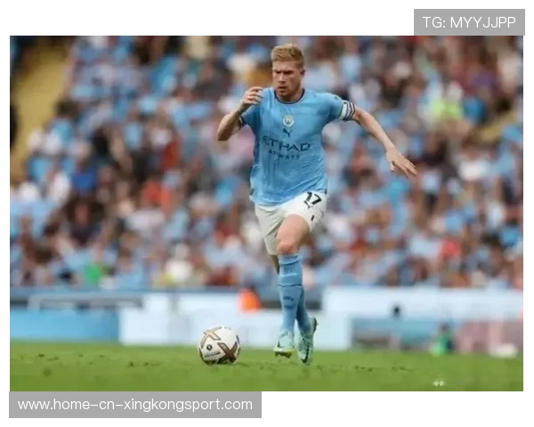 曼城德布劳内在中路做球后直塞实现助攻——精准传球背后的力量 曼城德布劳内在中路做球后直塞实现助攻——精准传球背后的力量