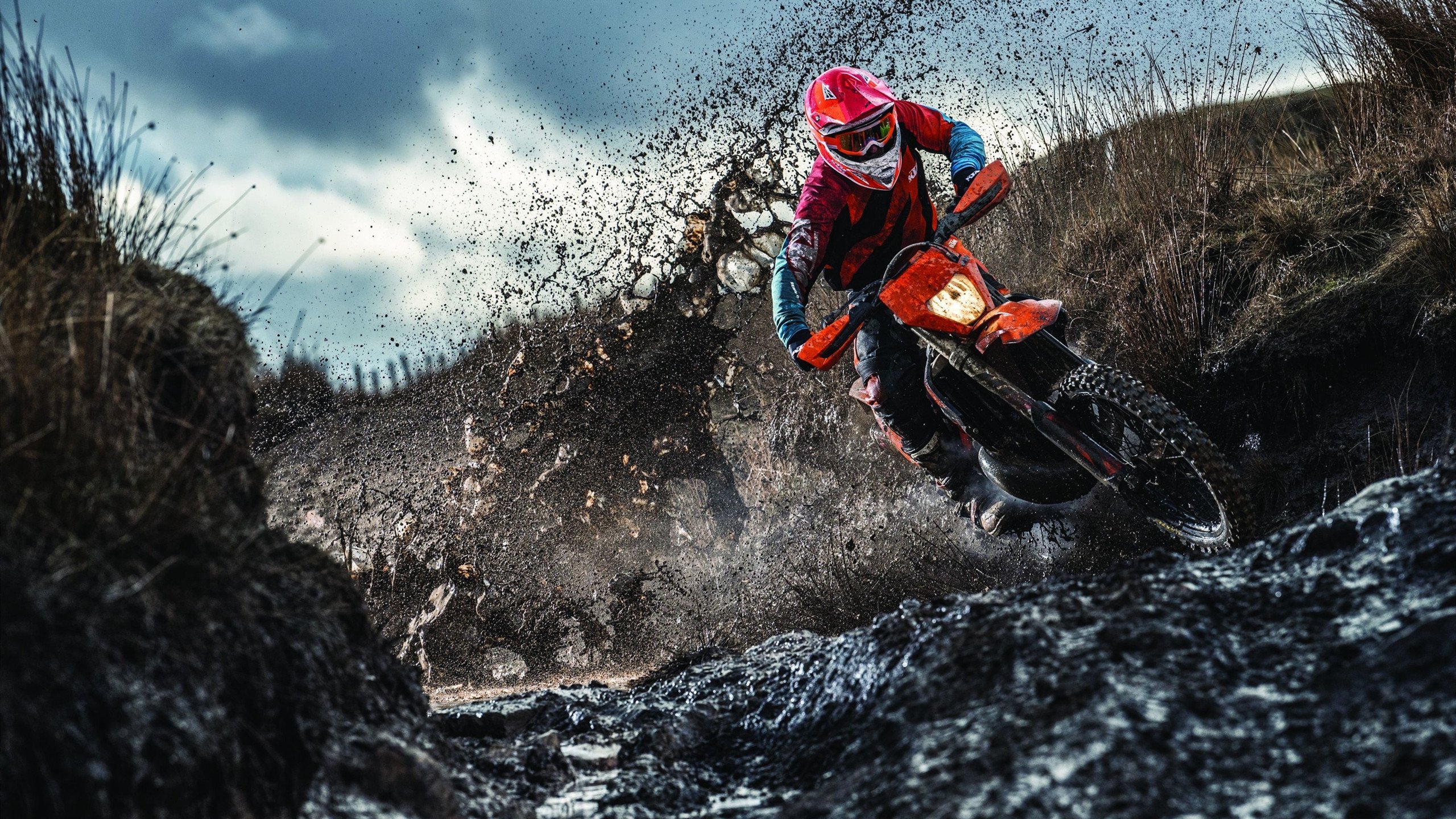 CBA球员在关键时刻挺身而出